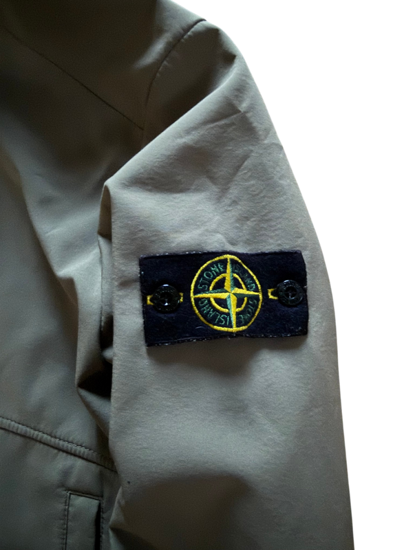 Soft Shell Verte Stone Island