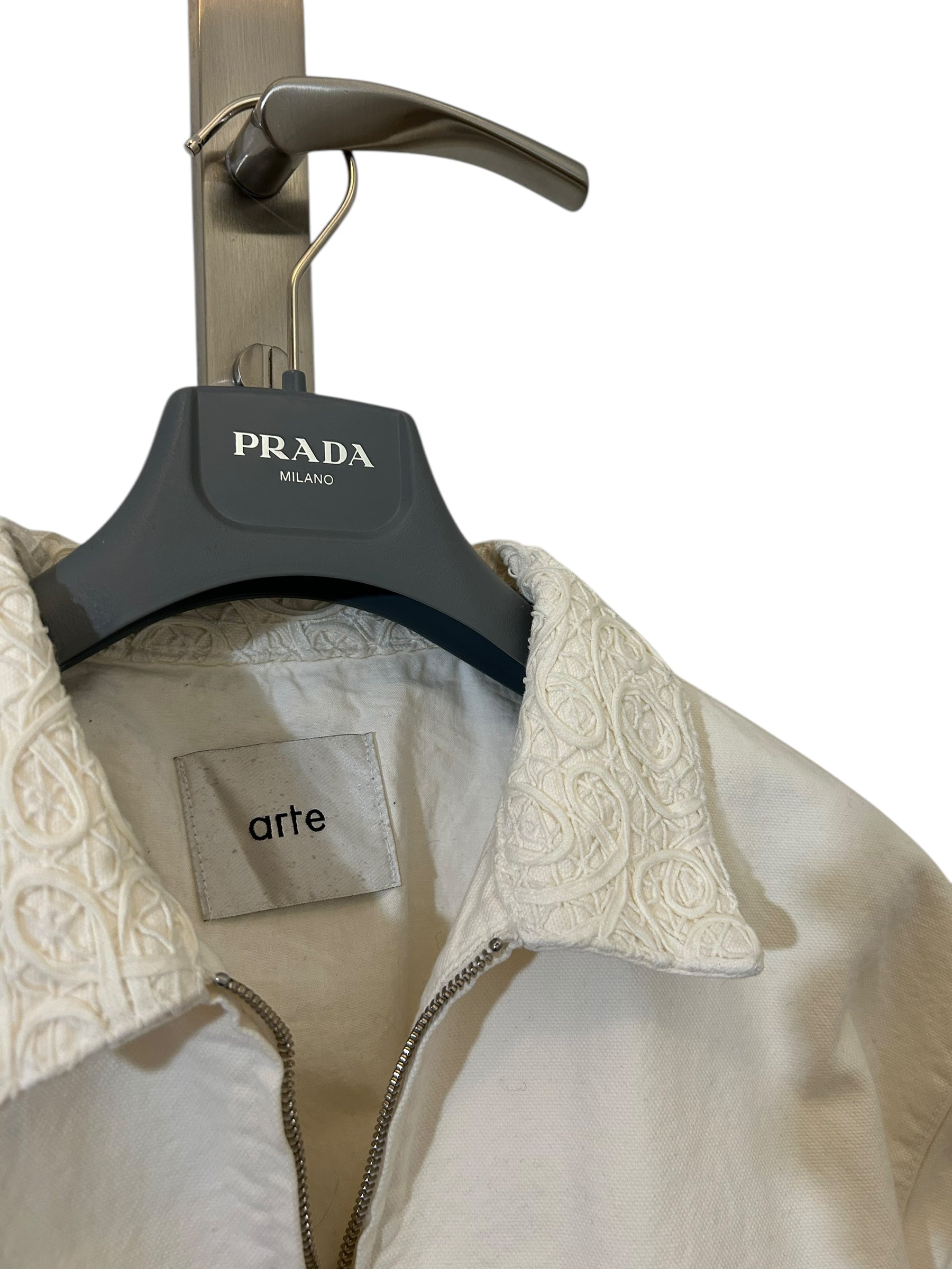 Arte embroidery collar jacket canvas