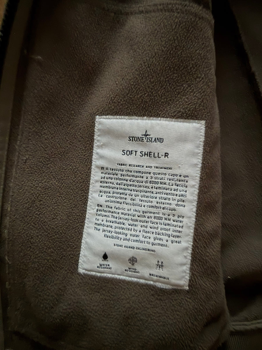 Soft Shell Verte Stone Island